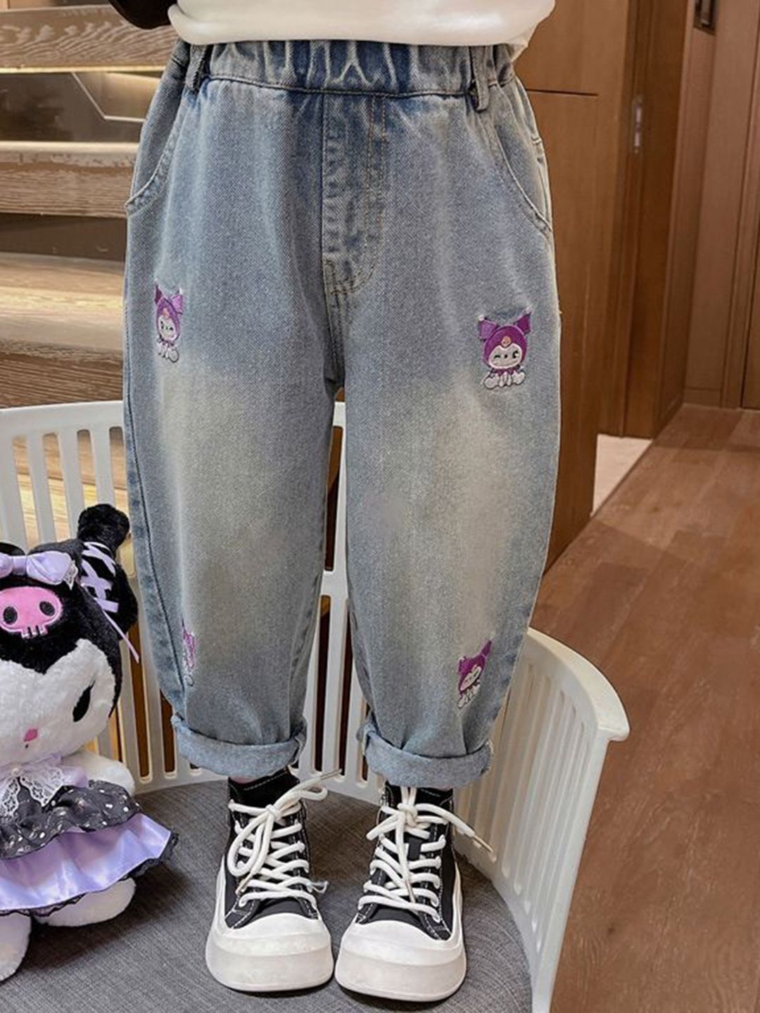 YK Girls Comfort Relaxed Fit High-Rise Light Fade Embellished Stretchable Jeans