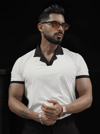 Powerlook Men Solid Polo Collar Cotton T-shirt