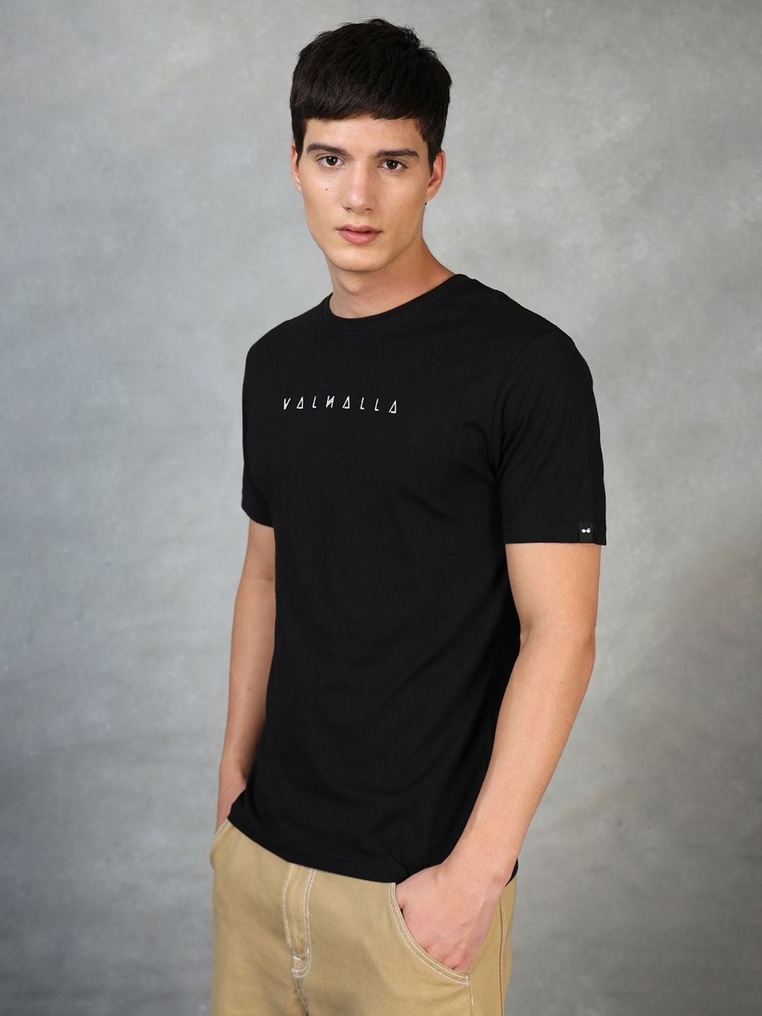 Bewakoof Men Black Typography Printed Pure Cotton T-shirt