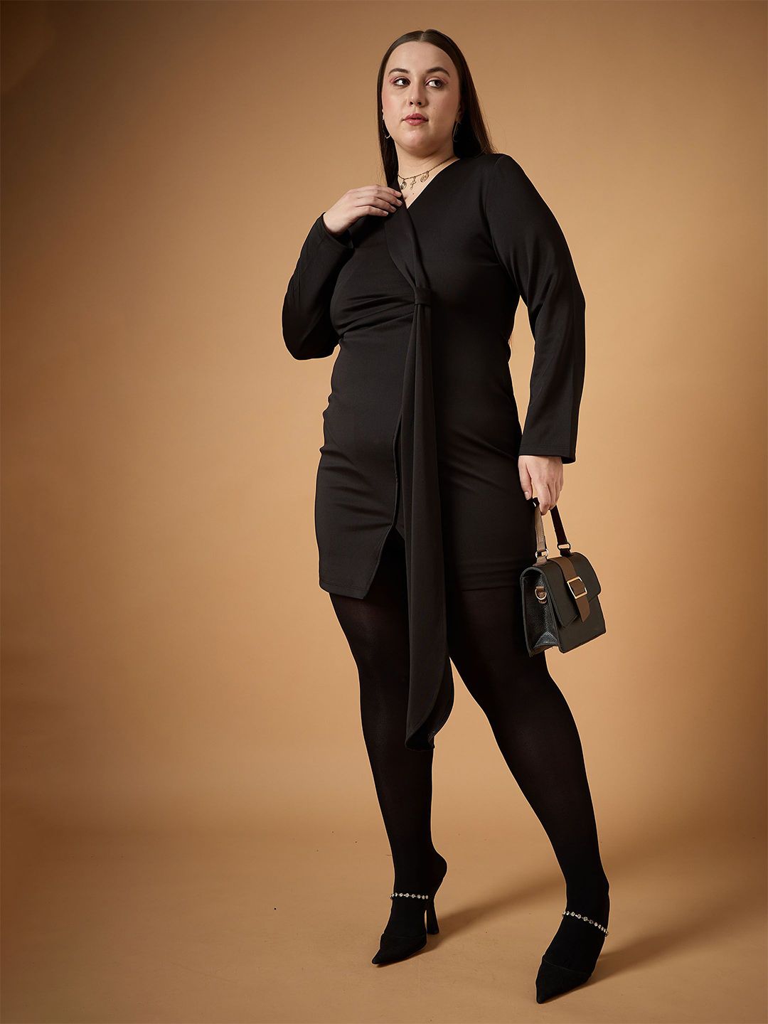 SASSAFRAS Curve Scuba Bodycon Dress