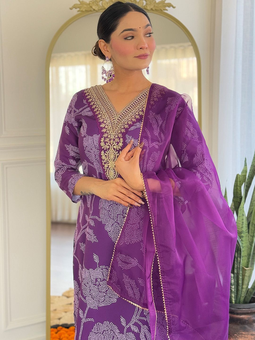 KALINI Women Floral Embroidered Regular Kurta with Trousers & With Dupatta