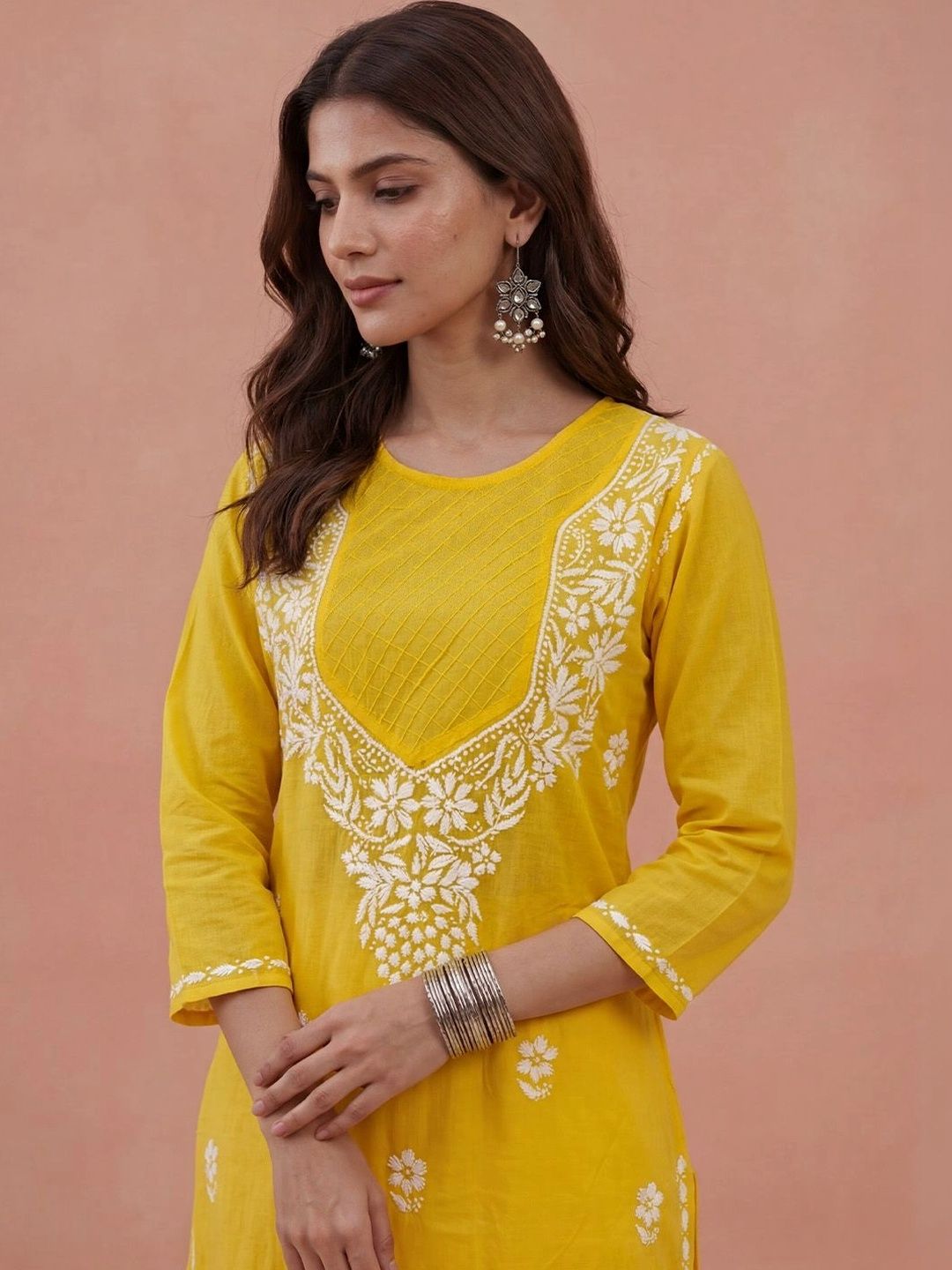 House of Chikankari Women Floral Embroidered Thread Work Kurta