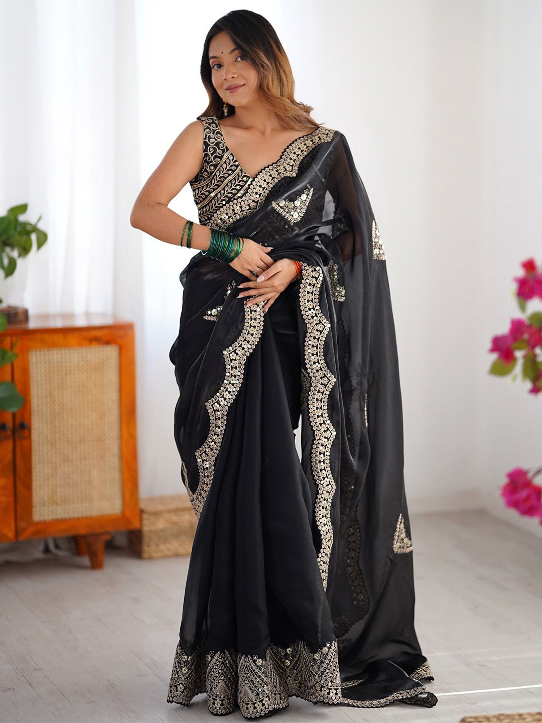 Saree mall Embellished Sequinned Organza Sarees