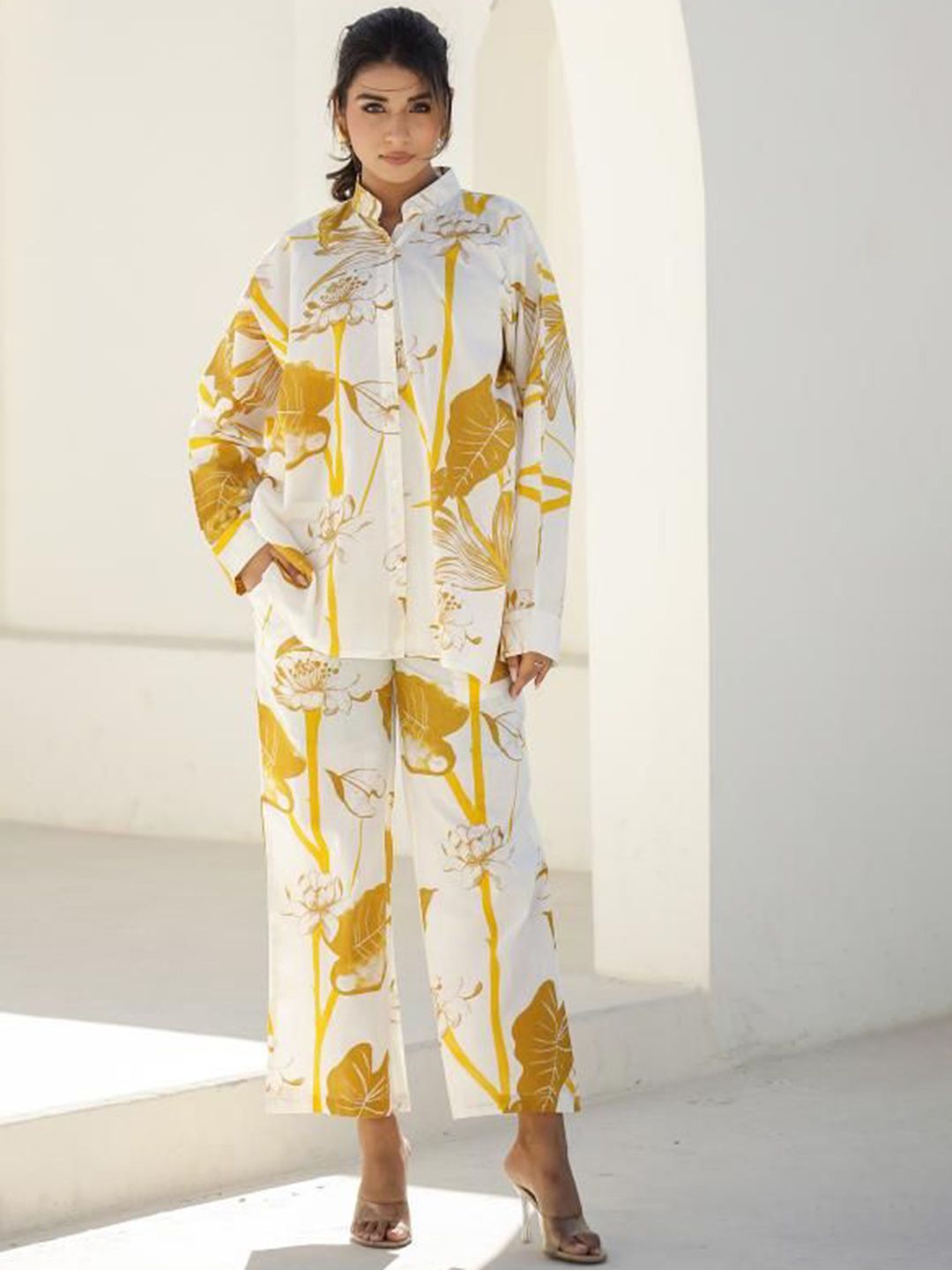 Mamicha Women Printed Mandarin Collar Cotton Shirt and Trousers Co-Ords