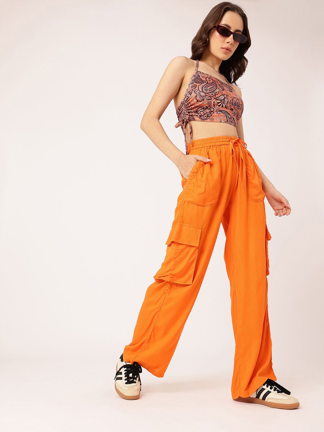 DressBerry Women Summer Pop Functional Minimalist Cargos