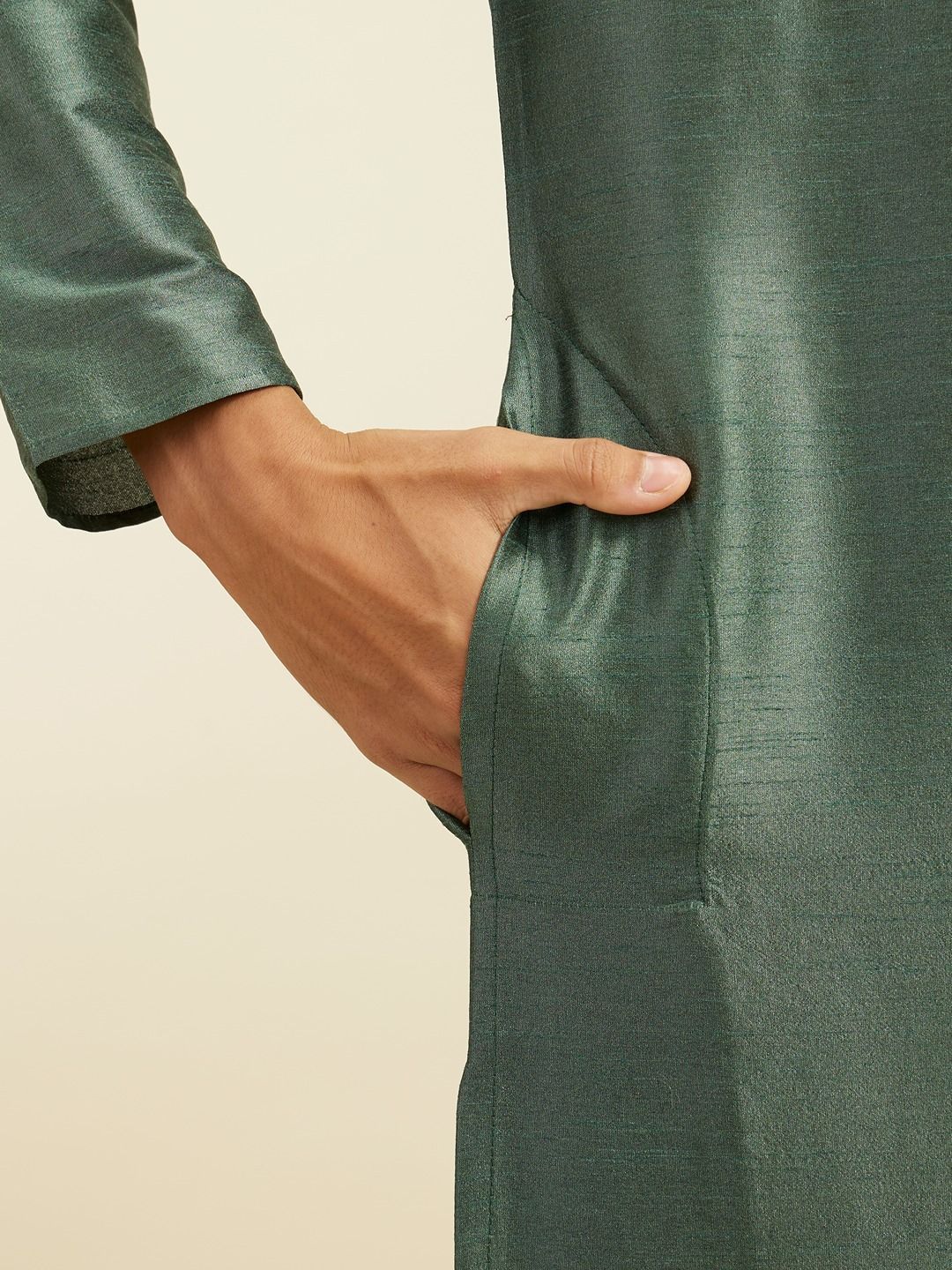 Diwas by Manyavar Mandarin Collar Straight Kurta