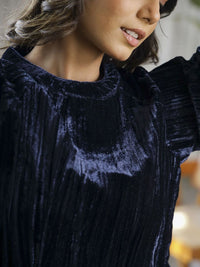 SANSKRUTIHOMES Women Round Neck Crushed Velvet Night Suit