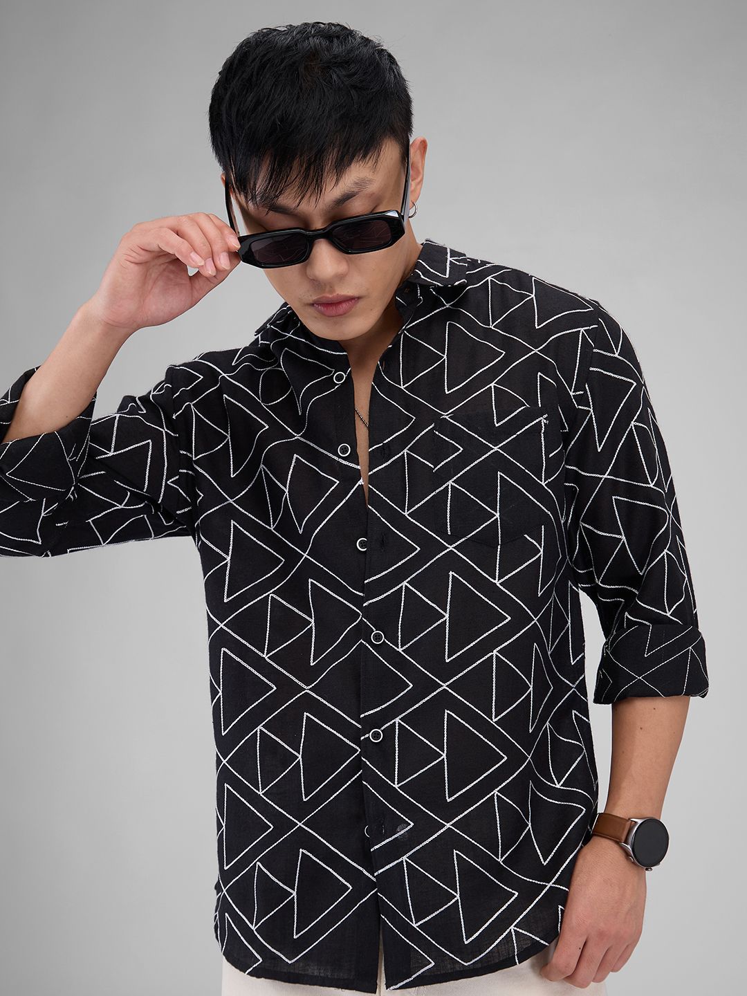 VASTRADO Men Classic Spread Collar Geometric Printed Cotton Slim Fit Casual Shirt