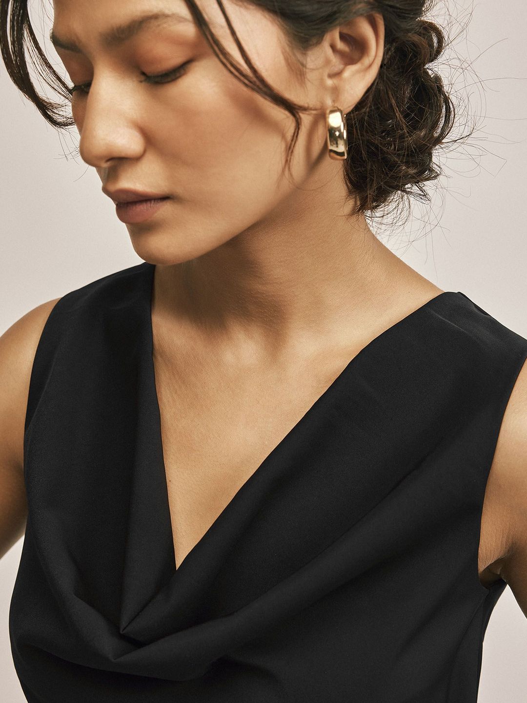 The Label Life Women Solid Cowl Neck Top