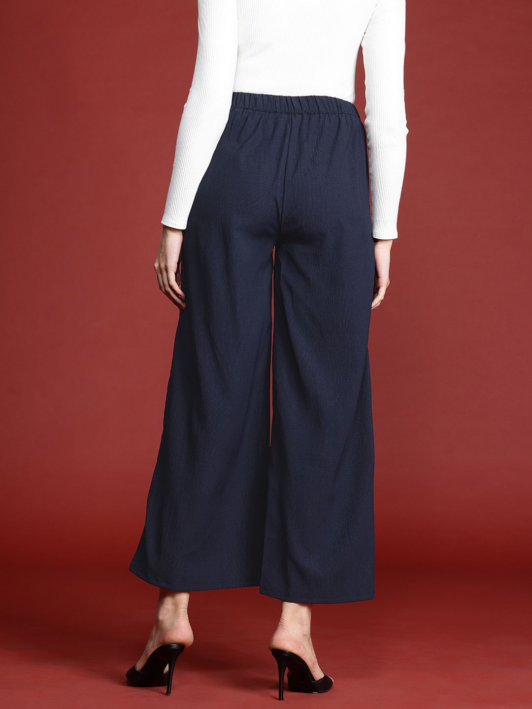 all about you Women Textured Cropped Trousers