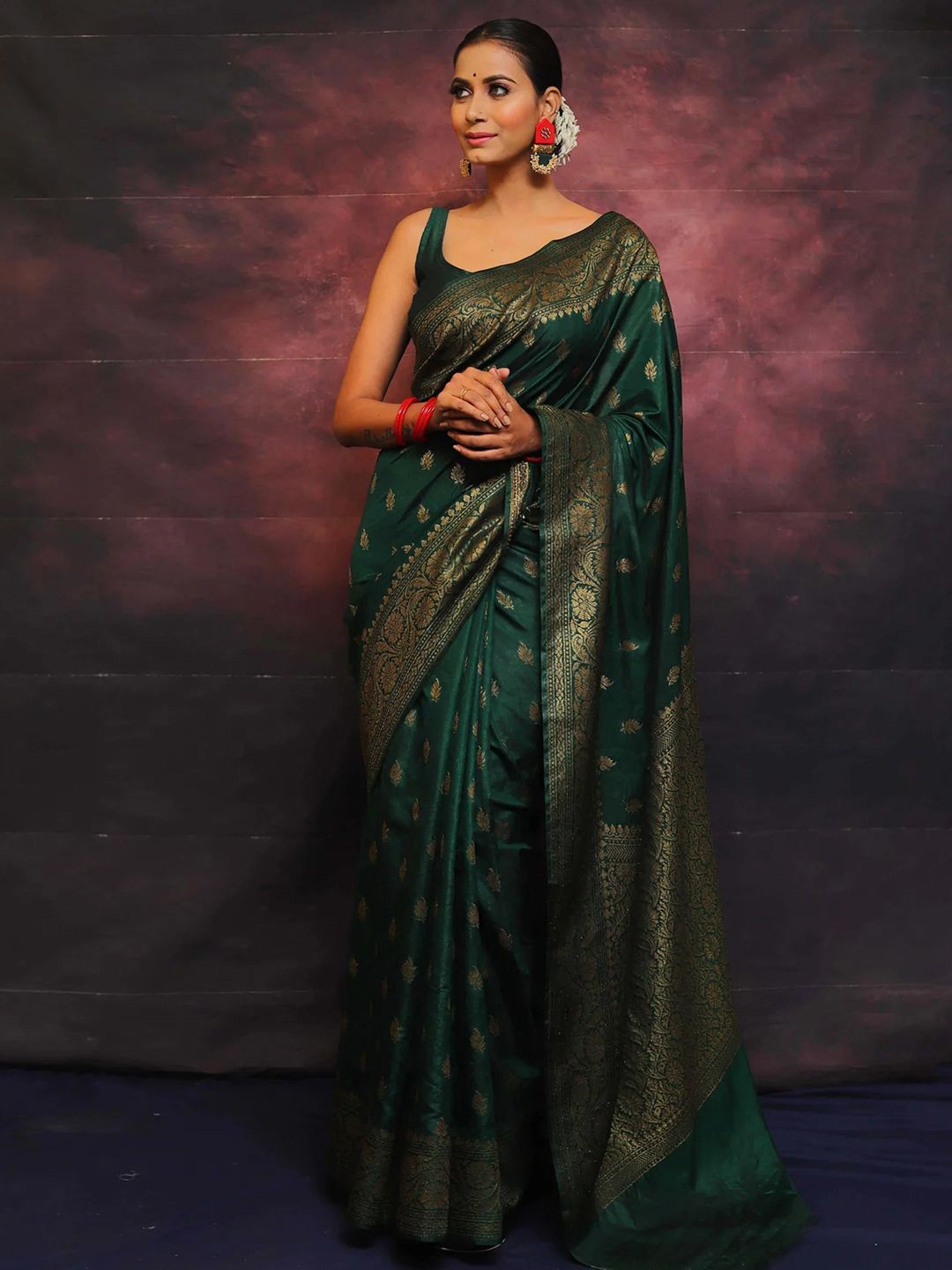 KALINI Ethnic Motifs Woven Design Zari Banarasi Saree
