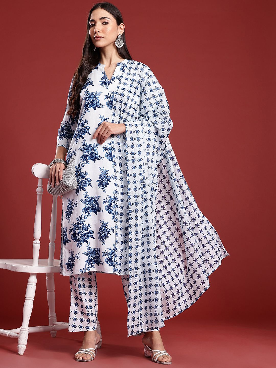 Anouk Floral Printed Kurta with Trousers & With Dupatta