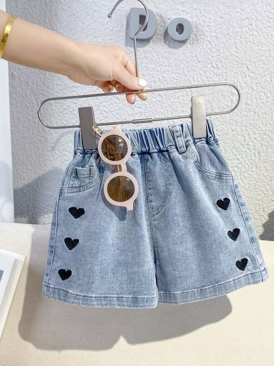 YK Girl Mid-Rise Regular Fit Above Knee Denim Shorts