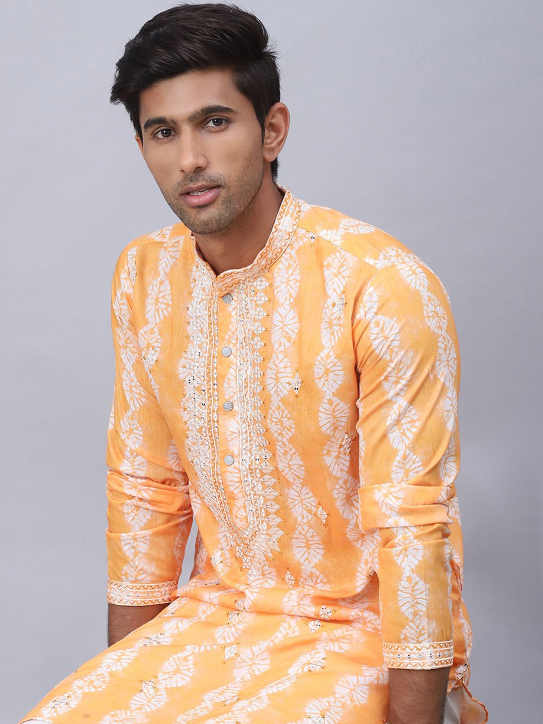 Jompers Floral Printed Mandarin Collar Sequins Straight Kurta