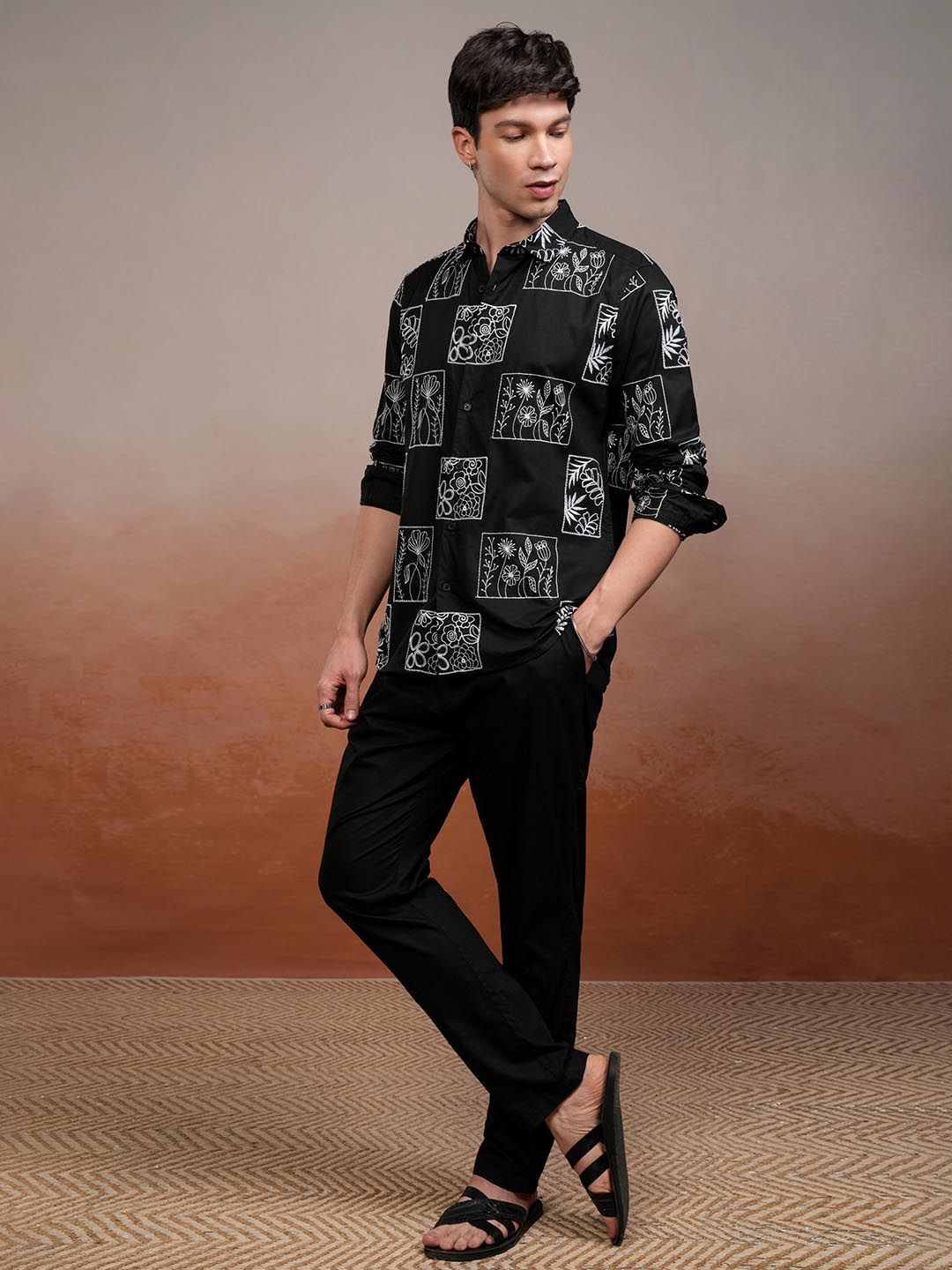 HIGHLANDER Men Embroidered Casual Shirt