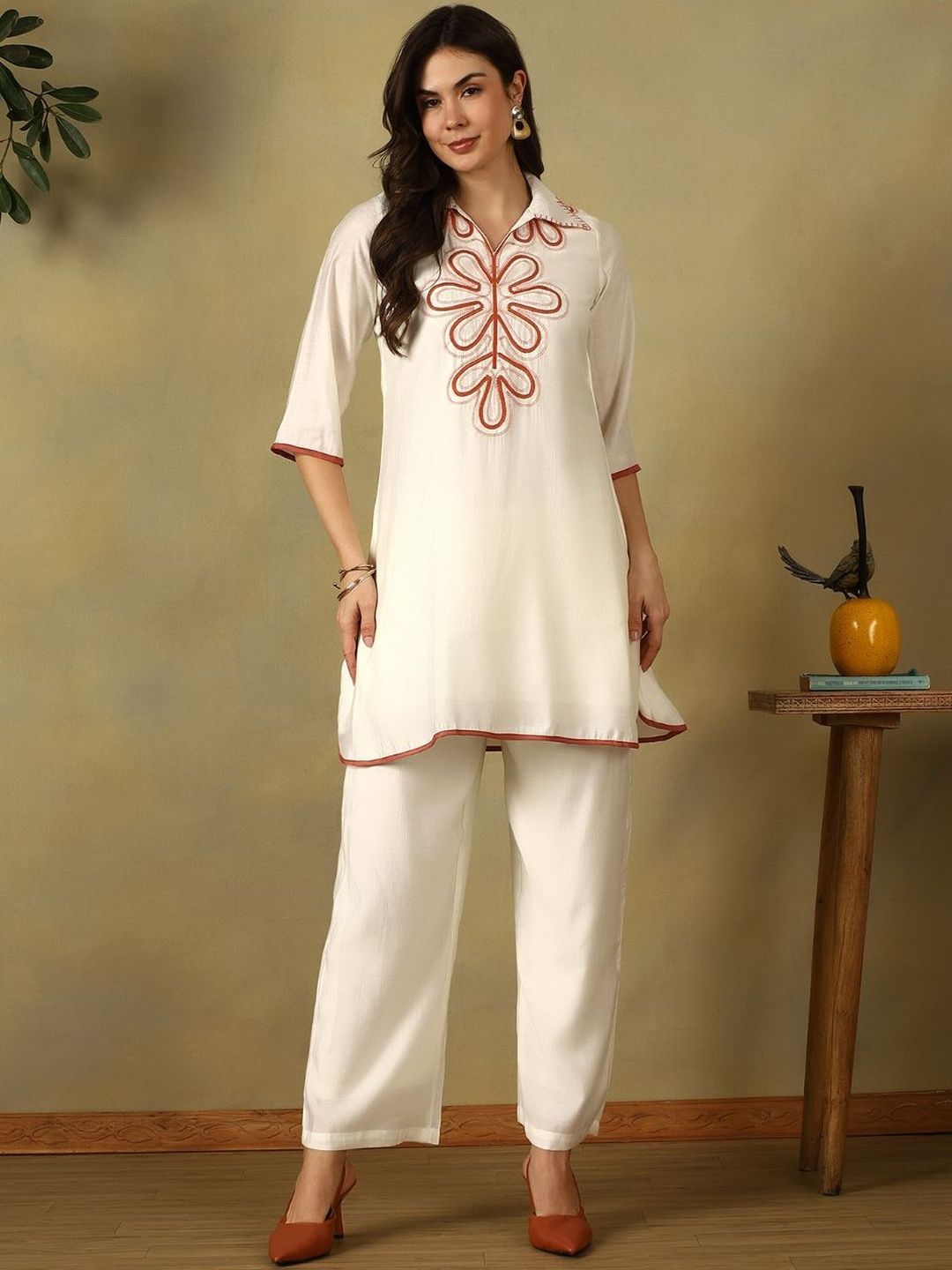 Mamicha Embroidered Tunic with Trousers