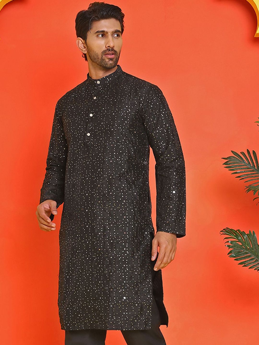 Jompers Men Geometric Embroidered Mirror Work Kurta
