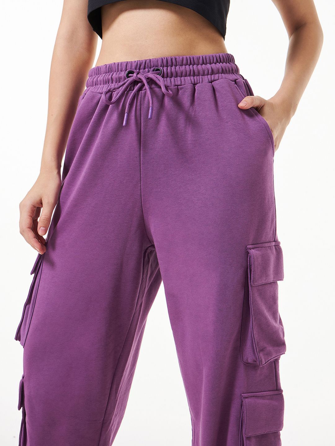 Bewakoof Women Loose-Fit Joggers Track Pants