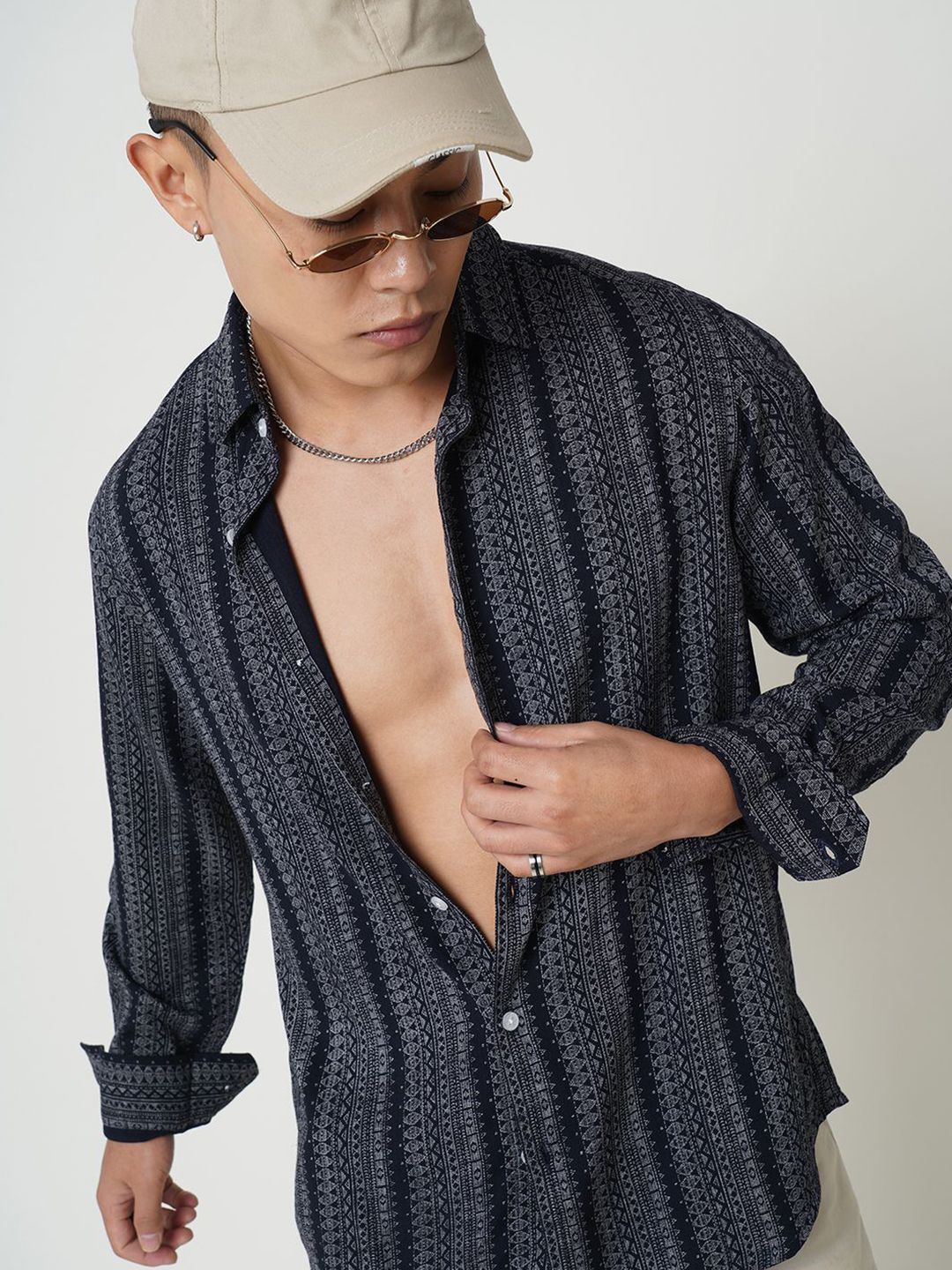 VASTRADO Men Classic Spread Collar Ethnic Motifs Printed Slim Fit Casual Shirt