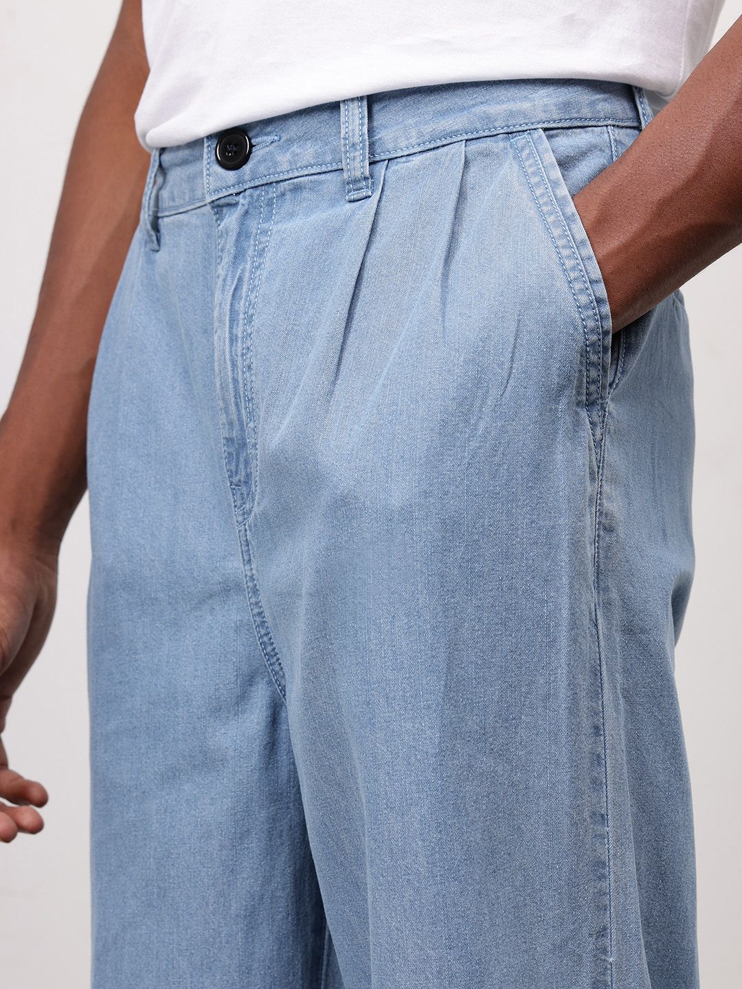 ether Men Chambray Pleated Trousers