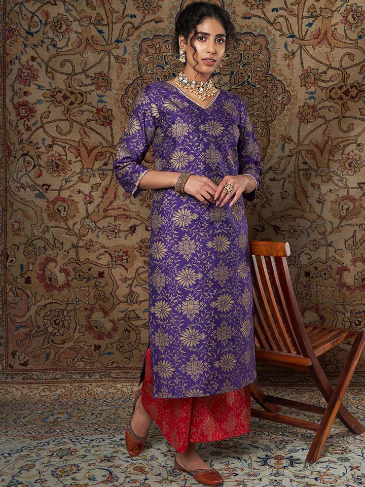 Shae by SASSAFRAS Floral Printed Zari Jacquard Straight Kurta