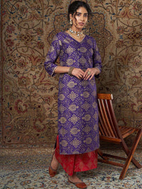 Shae by SASSAFRAS Floral Printed Zari Jacquard Straight Kurta