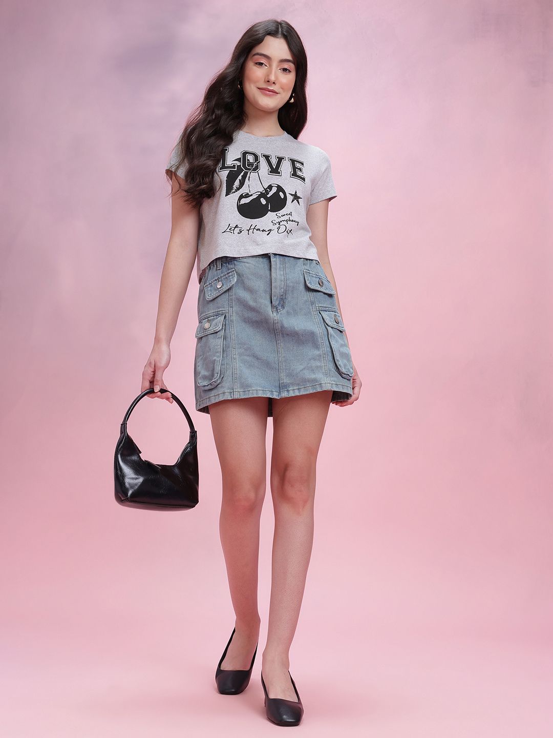 DressBerry Women Typography Printed Crop T-shirt