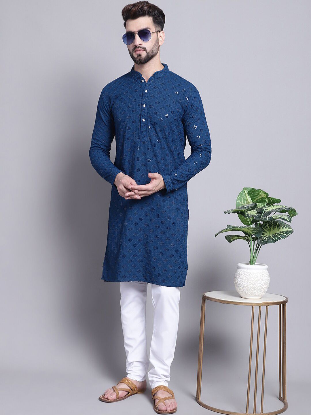 SOJANYA Geometric Embroidered Sequence Mandarin Collar Pure Cotton Kurta