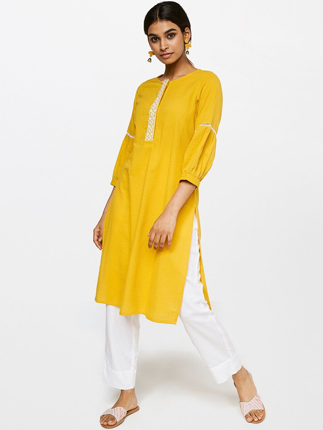 Global Desi Women White Straight Fit Trousers