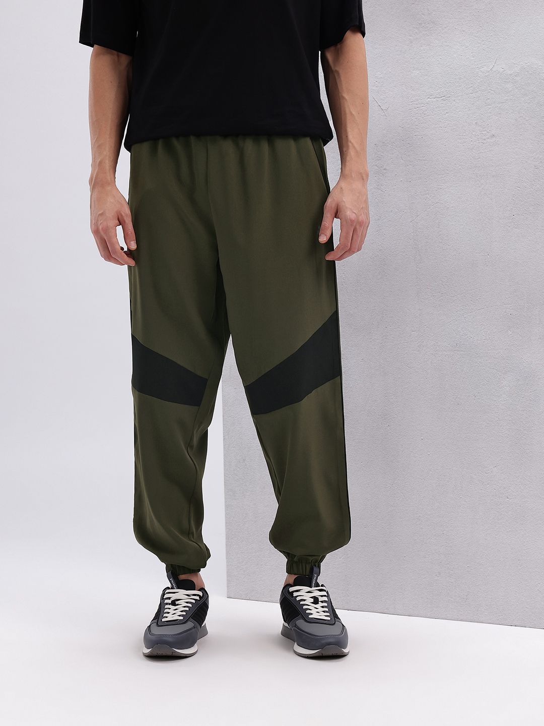 HRX by Hrithik Roshan Men Lifestyle Track pants