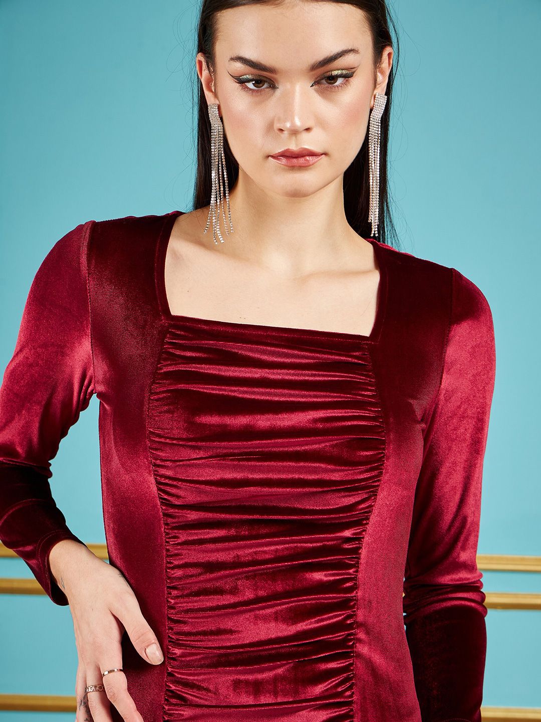 SASSAFRAS Maroon Square Neck Ruched Velvet Bodycon Mini Dress