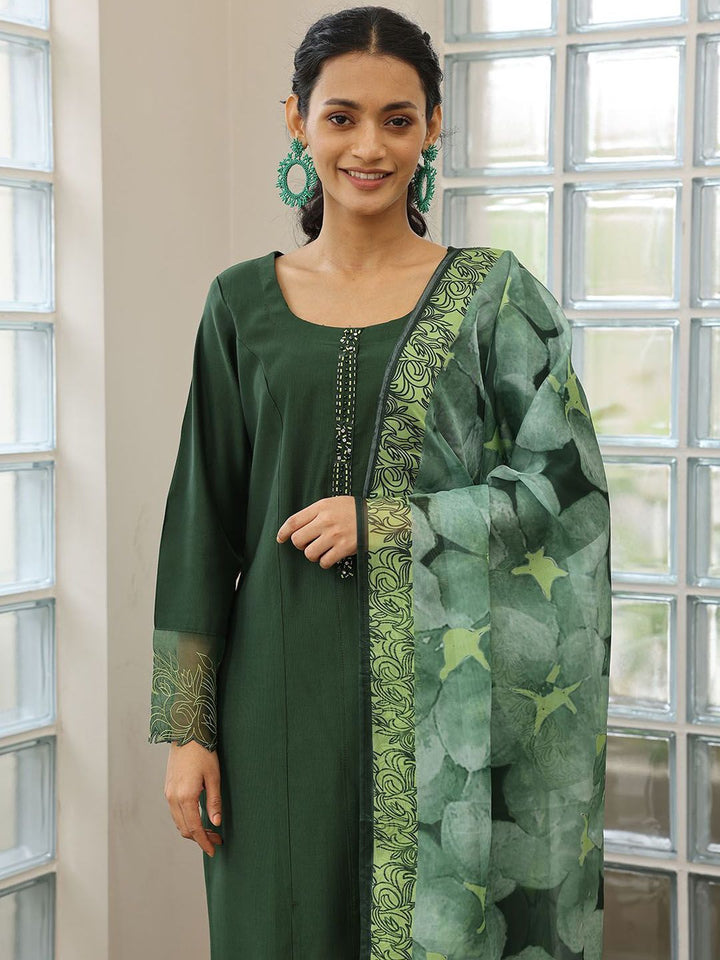 Libas Floral Yoke Design Panelled Beads and Stones Straight Kurta with Trousers & Dupatta