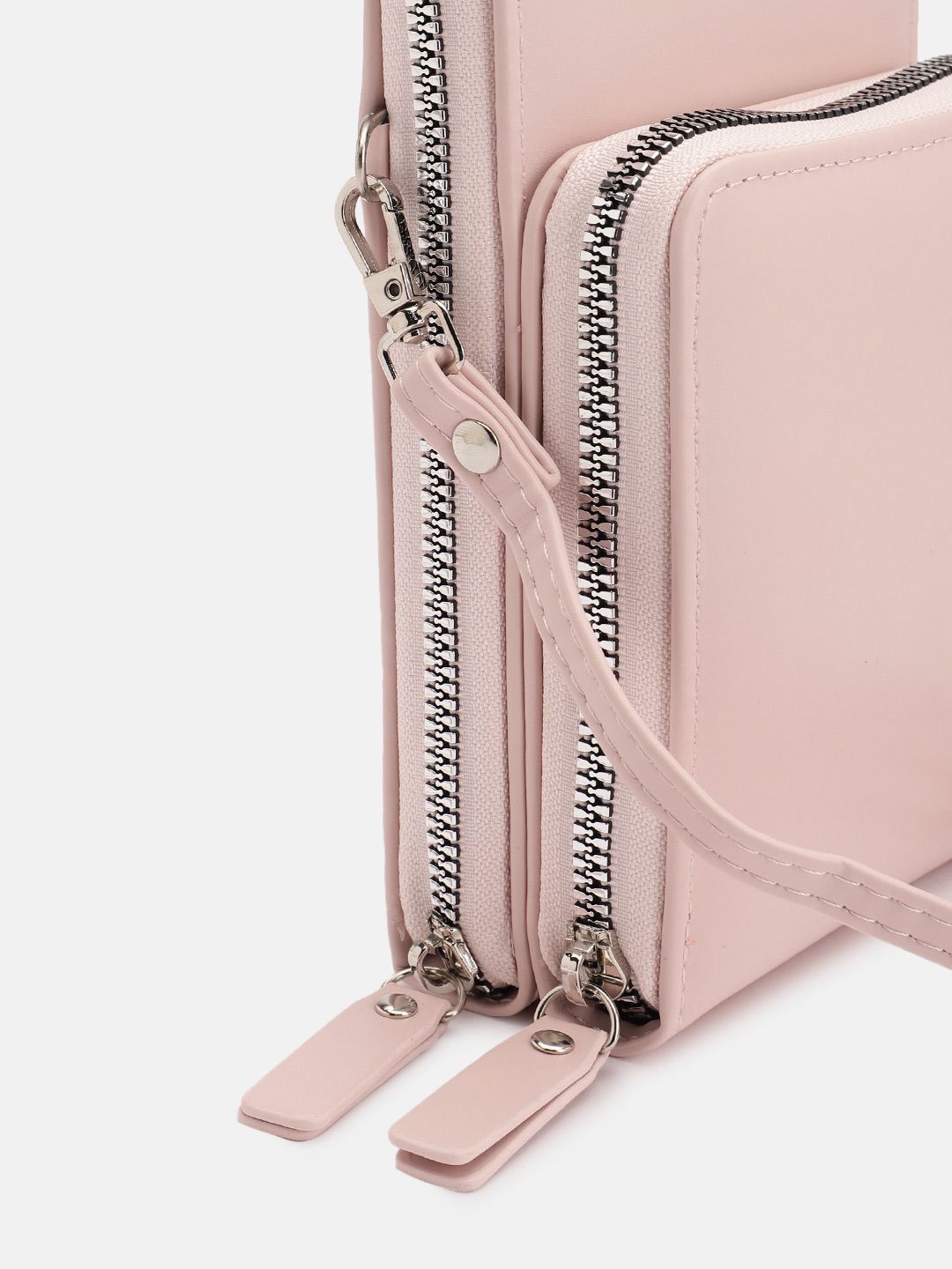 Lino Perros Brand Logo Detail Mobile Pouch