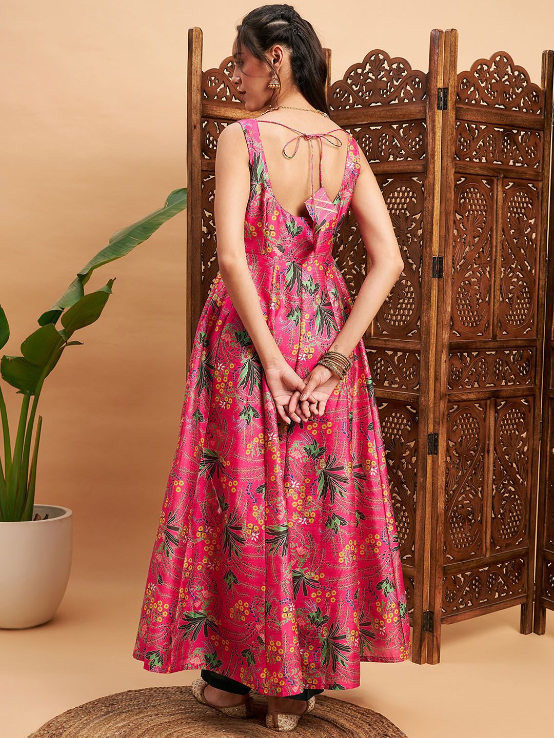 Shae by SASSAFRAS Pink & Green Floral Printed Pleated Anarkali Kurta