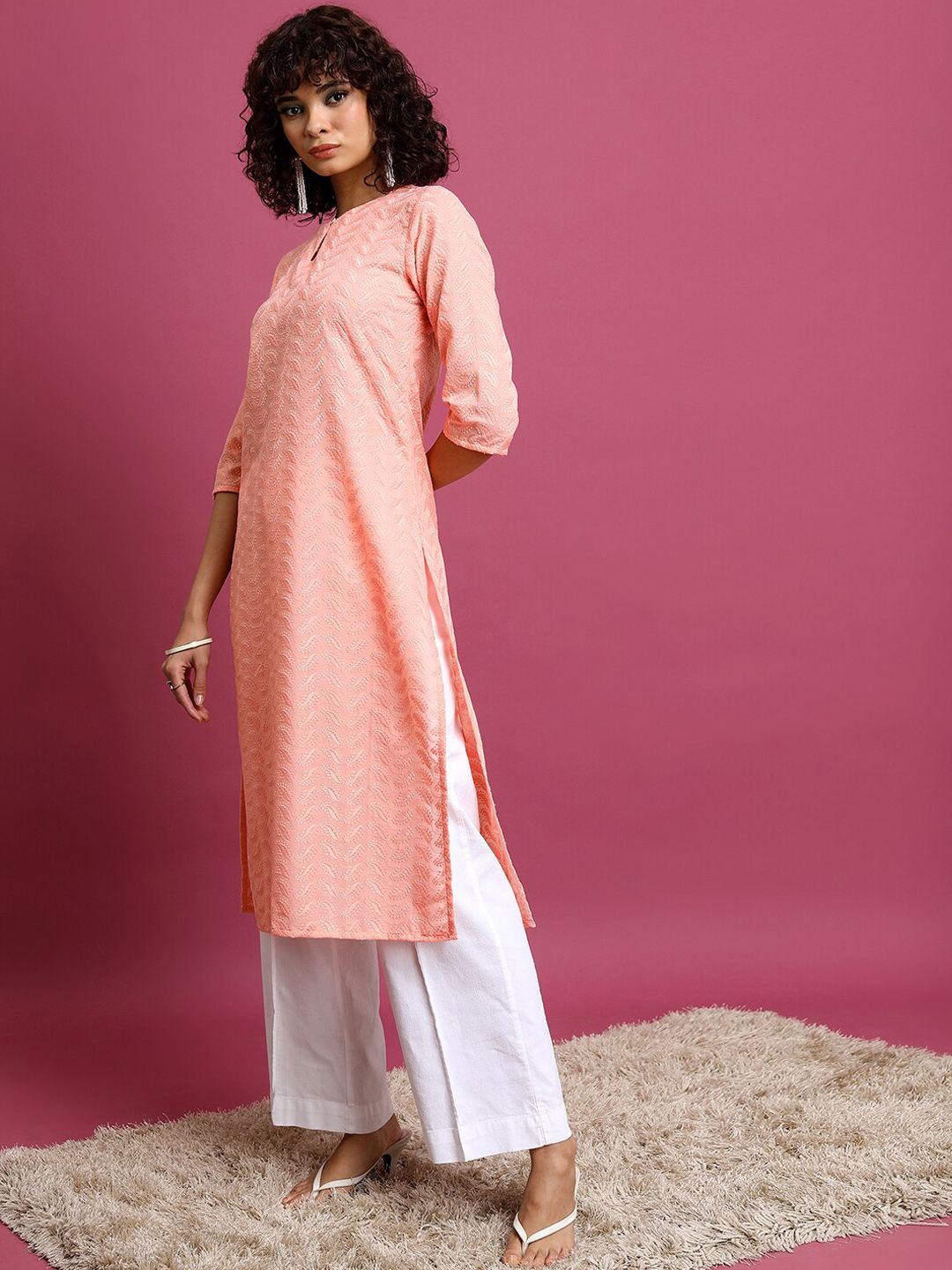 Vishudh Peach Floral Embroidered Straight Kurta