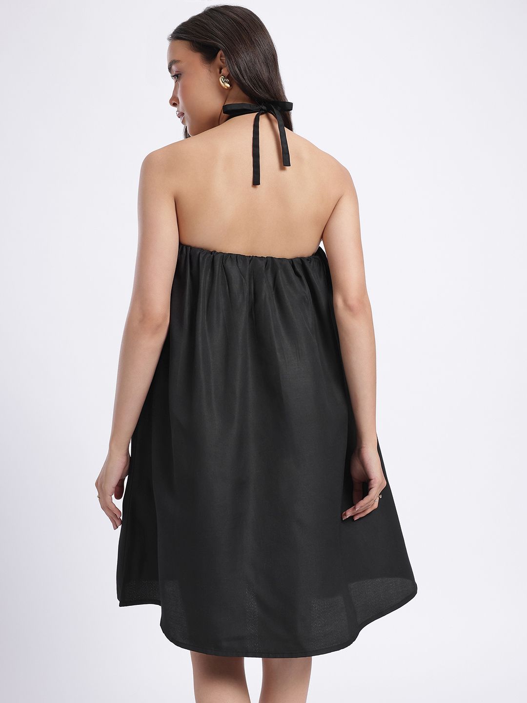 DressBerry Bow-tiful Babe Halter Neck Sheath Dress