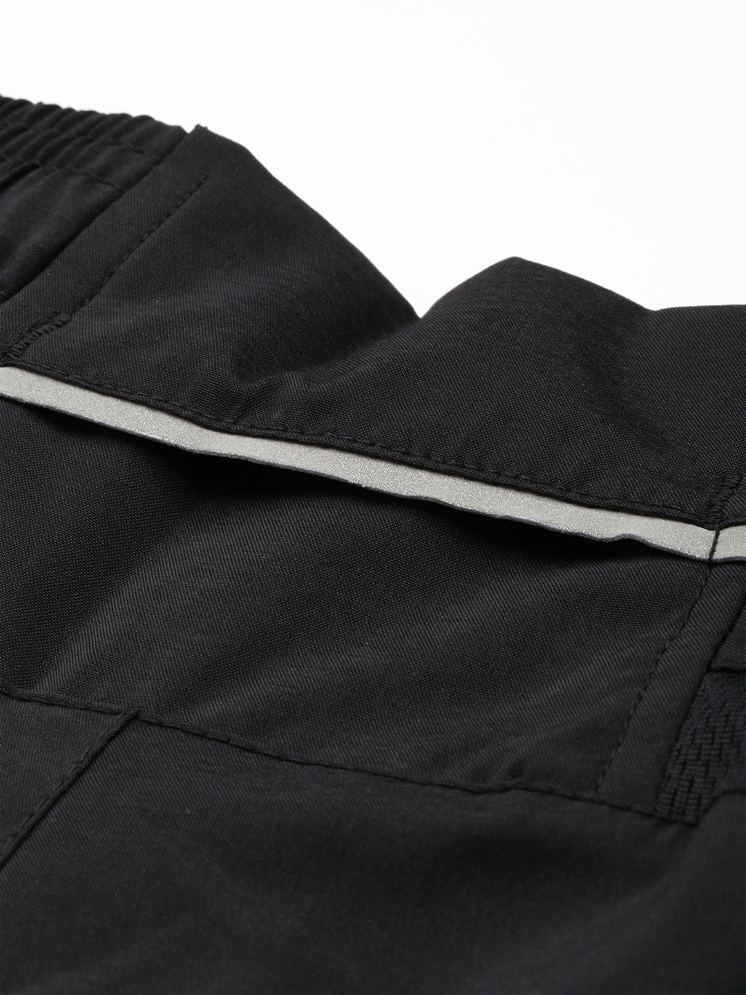 HRX by Hrithik Roshan Women Antimicrobial & Rapid Dry Slim Fit Running Joggers