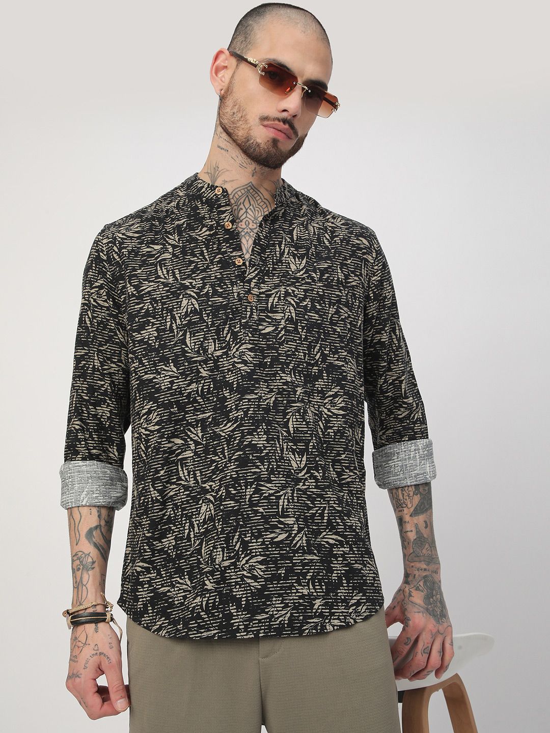 VASTRADO Leafy Printed Mandarin Collar Straight Kurta