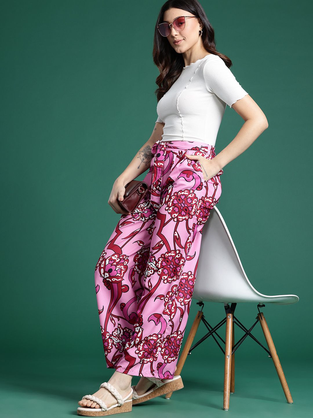 DressBerry Women Floral Printed Flared Trousers