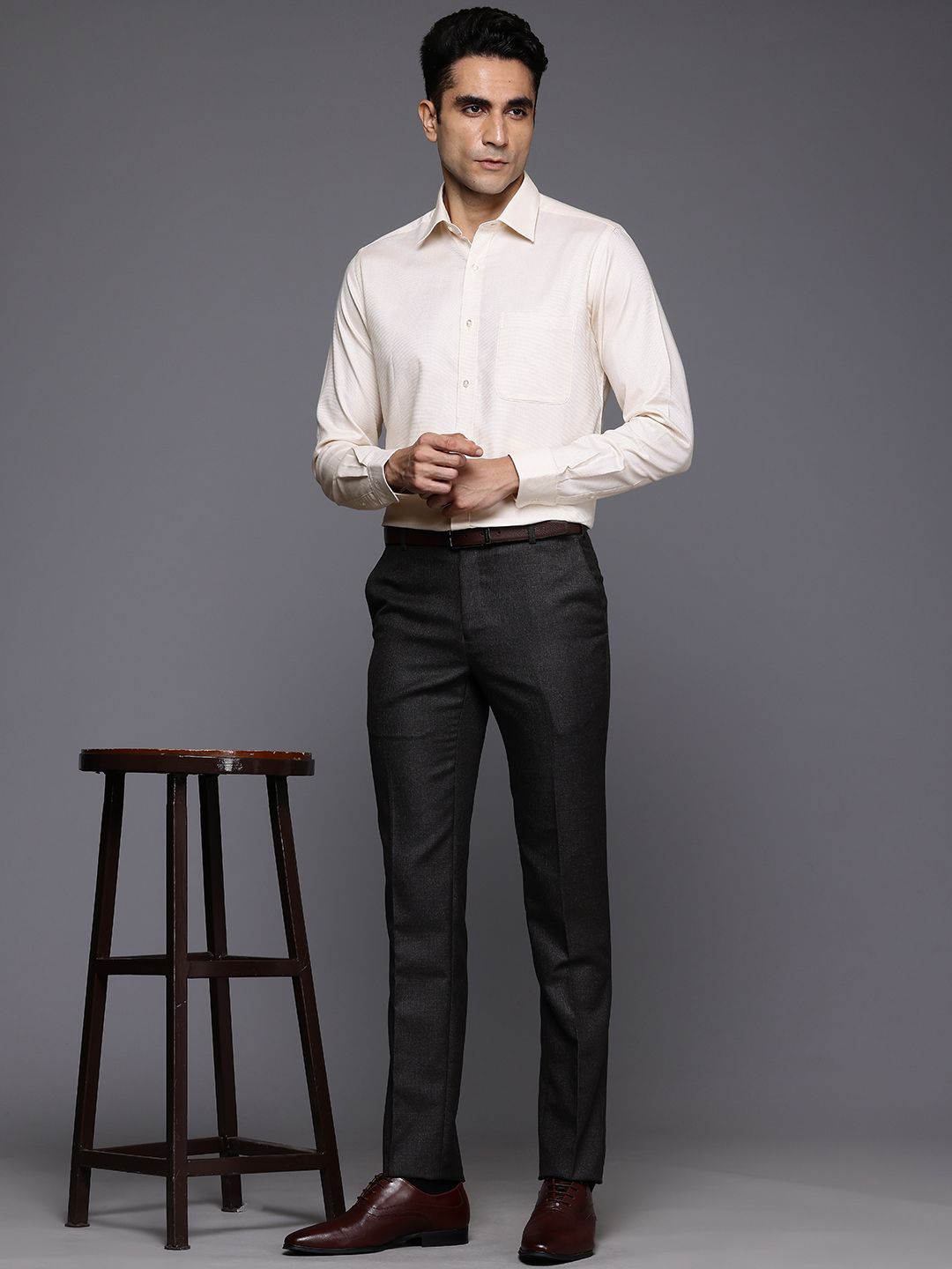 Raymond Pure Cotton Self-Design Slim Fit Formal Shirt