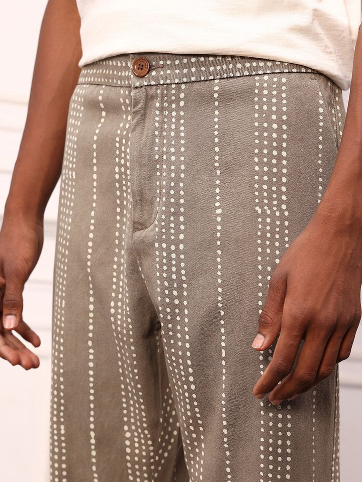 Mr Bowerbird Men Printed Pure Cotton Liberal Fit Trousers With a Notepad