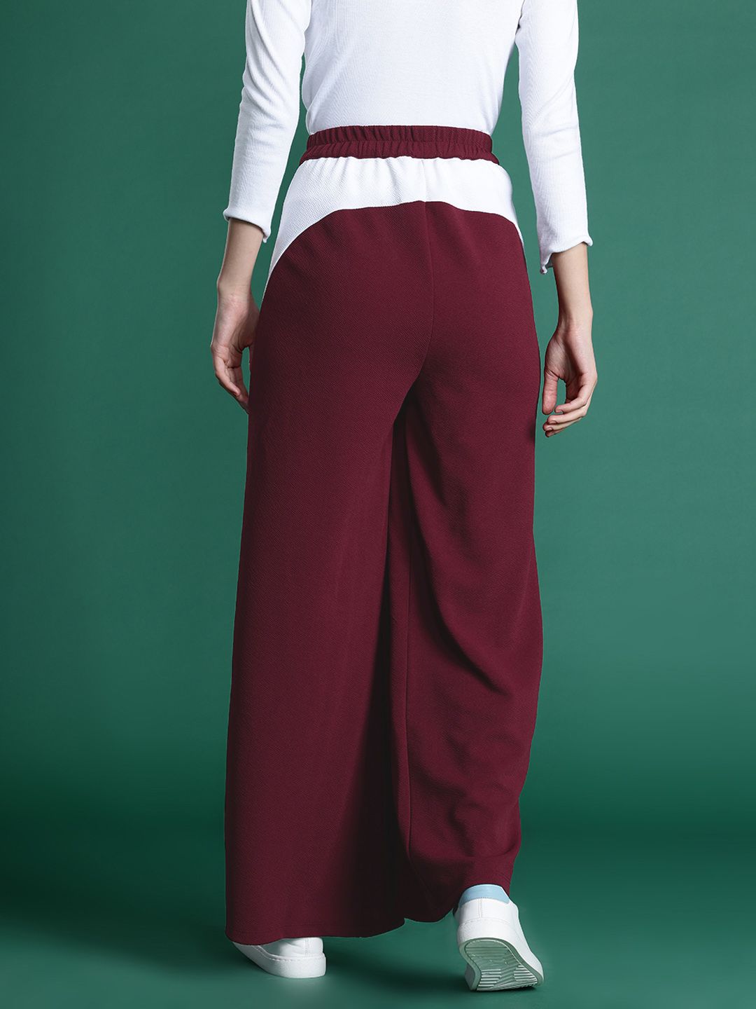 DressBerry Colourblocked High-Rise Wide Leg Trousers