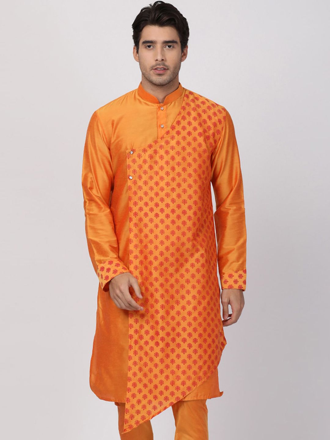 VASTRAMAY Men Orange Geometric Kurta