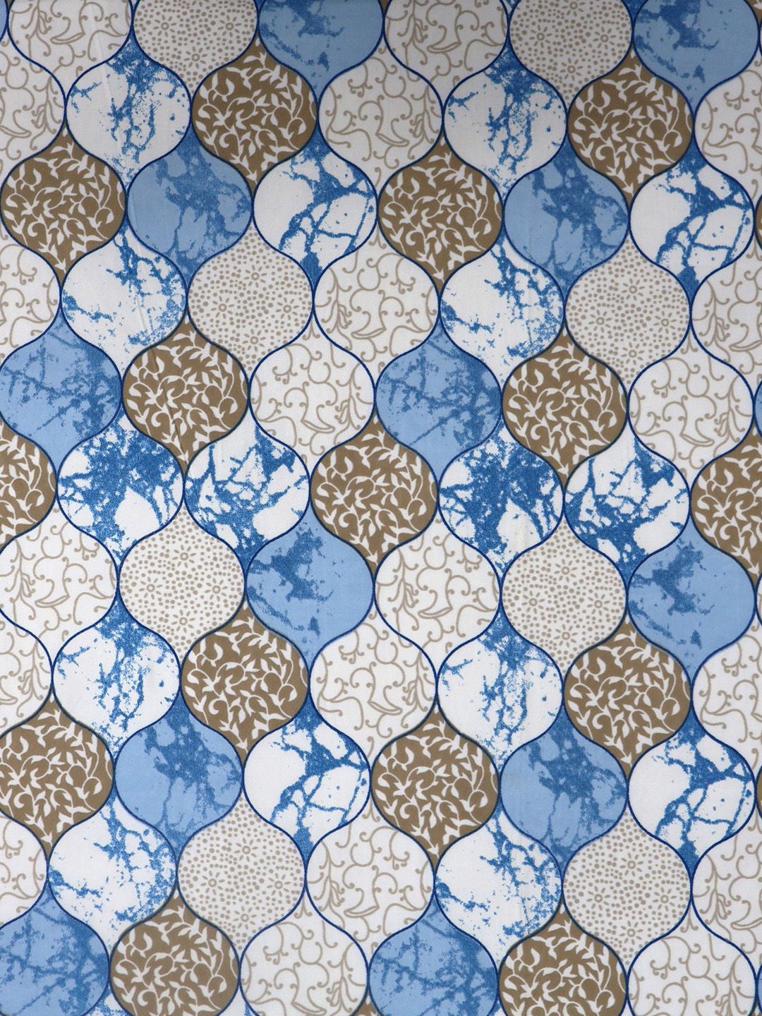 BOMBAY DYEING Blue & White Floral 160 TC Queen Bedsheet with 2 Pillow Covers