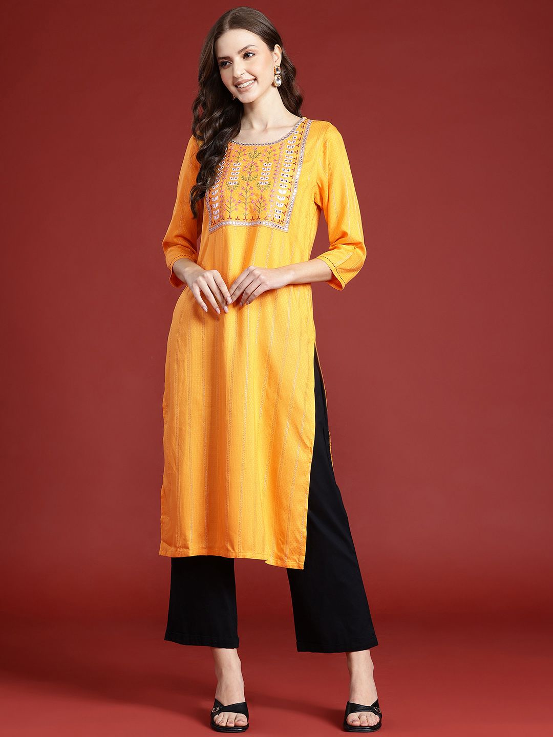 Anouk Women Embellished Mirror Work Kurta