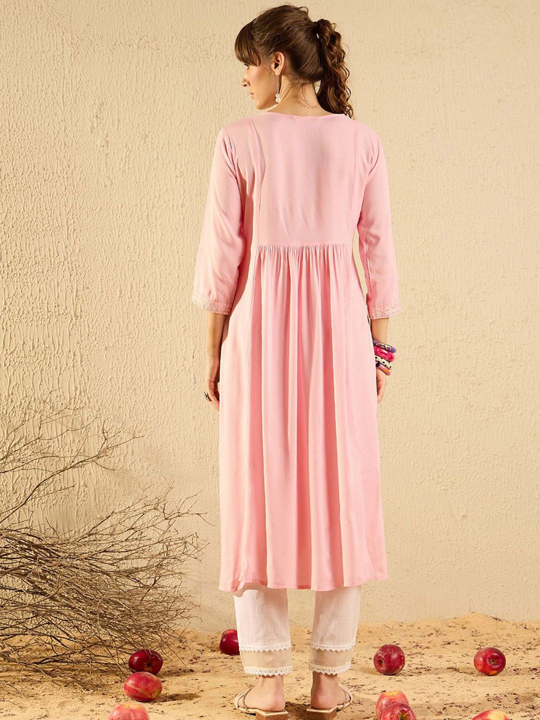 Indo Era Women Floral Cold-Shoulder Sleeves Gotta Patti Kurta