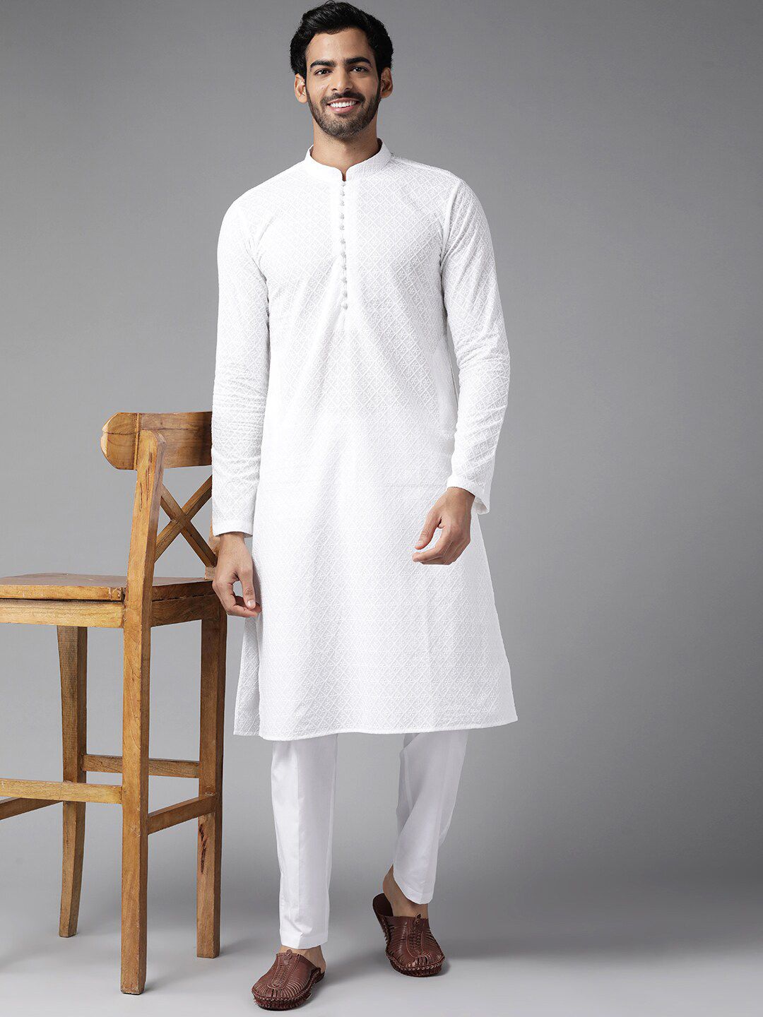 See Designs Men White Pure Cotton Chikankari Embroidered Straight Kurta