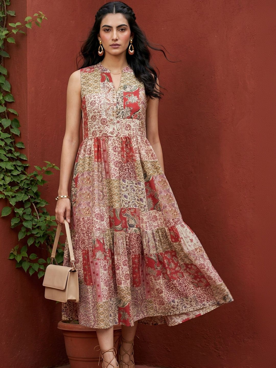 Mamicha Ethnic Motifs Printed Sleeveless Crepe Fit And Flare Midi Dress