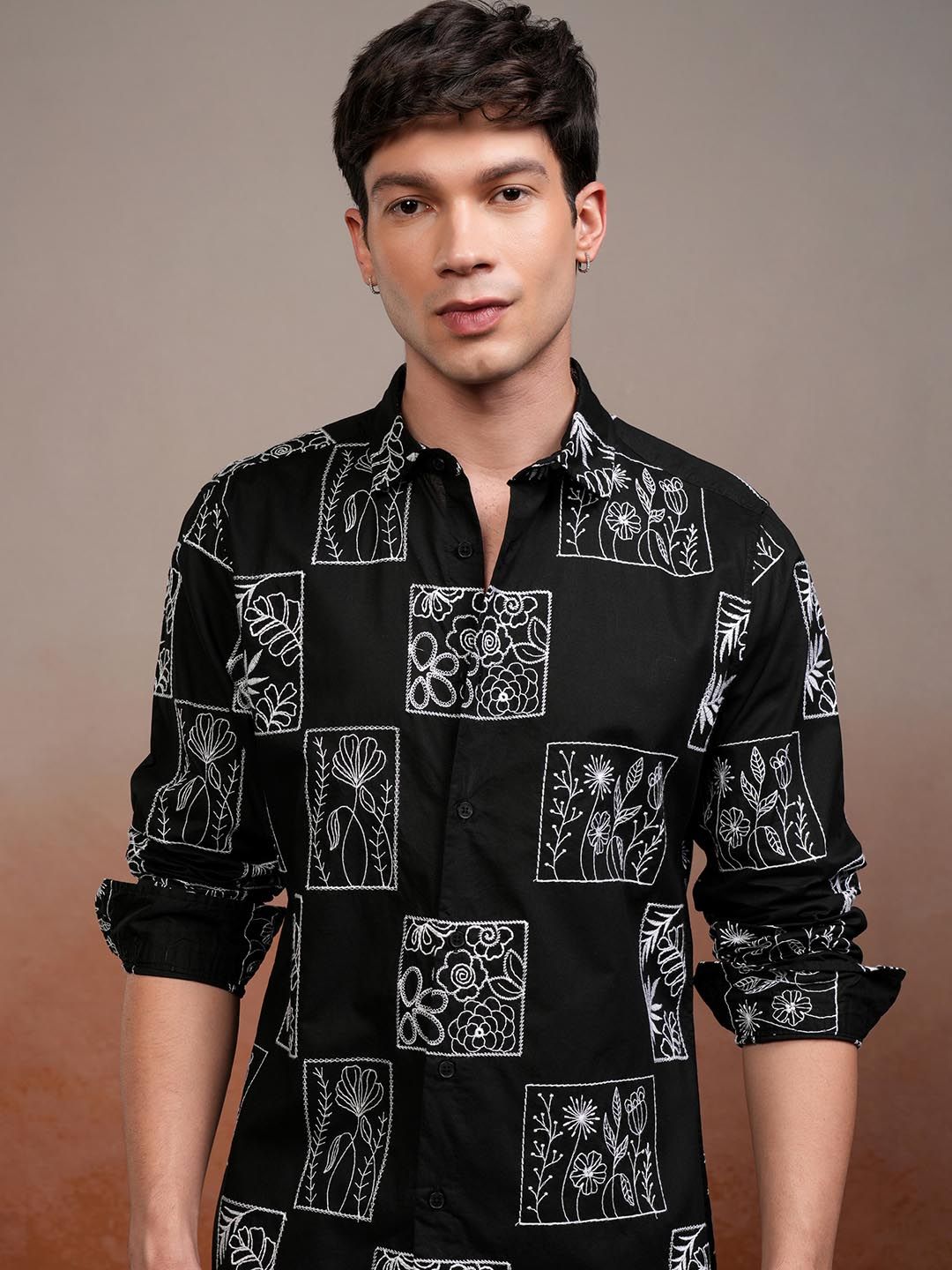 HIGHLANDER Men Embroidered Casual Shirt