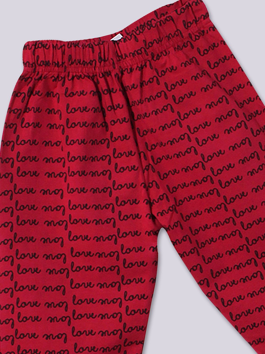 Moms Love Girls Printed T-Shirt With Trousers